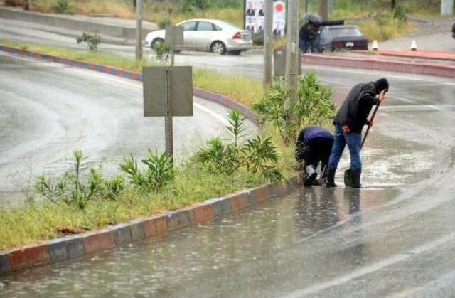 Zonguldak'ta Yağmur Etkili Oldu