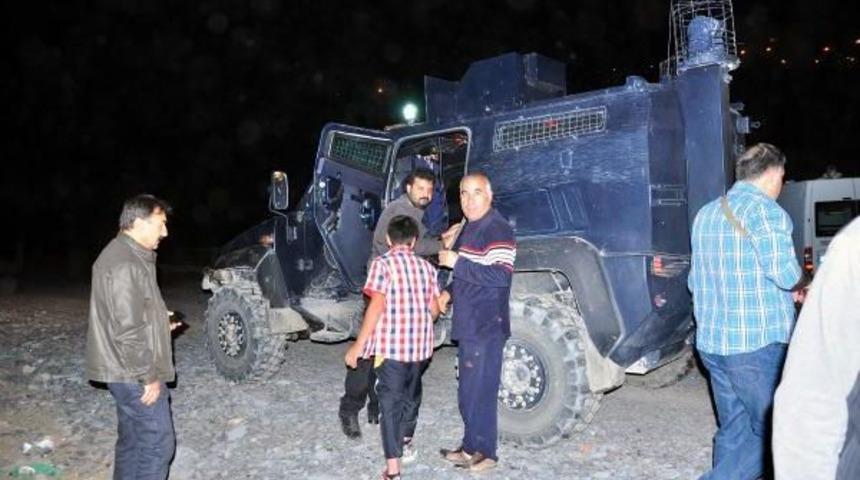 Sokakta Bulduğu Roket Başlığını Eve Getirdi