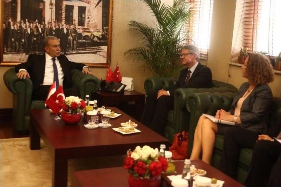Hollanda B&uuml;y&uuml;kel&ccedil;isi Keller Adana&rsquo;da