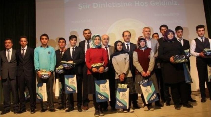 Necip Fazıl Şiirleri İle Anıldı