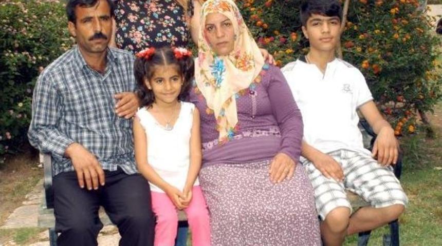 Minik Zeynep Ilik Nakli I&ccedil;in Antalya'ya Geldi (2)