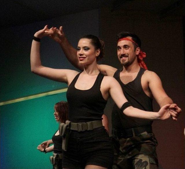 Karşıyaka’da Uluslararası Latin Dansları Festivali