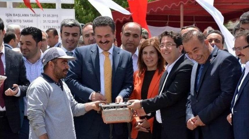 Modern Kapalı Salı Pazarı&rsquo;nın Temeli Dualarla Atıldı