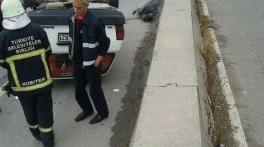 Chp Se&ccedil;im Aracı Takla Attı: 2 Yaralı