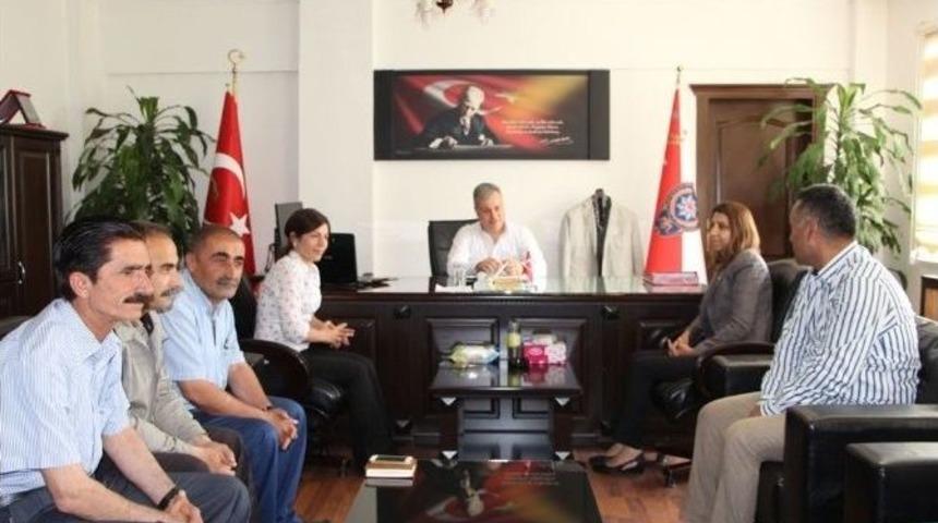 Hdp&rsquo;li Milletvekili Adayı İrmez, Silopi Emniyet M&uuml;d&uuml;rl&uuml;ğ&uuml;&rsquo;n&uuml; Ziyaret Etti