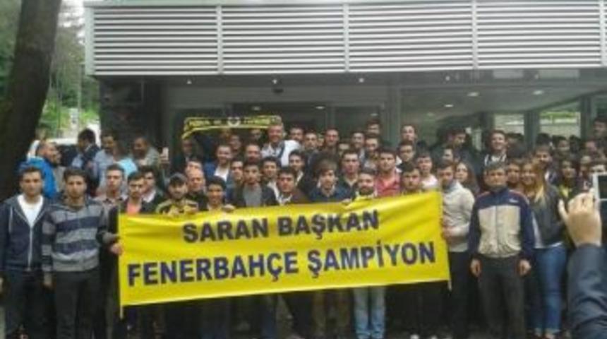 Fenerbah&ccedil;e Taraftarından Saran&rsquo;a &Ccedil;ağrı