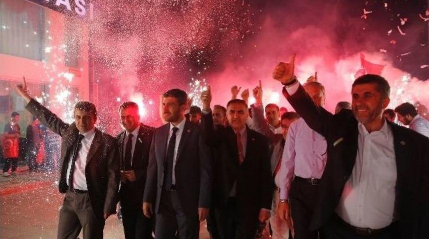 &ldquo;saadet Gen&ccedil;lik İle Buluşuyor&rdquo; Programına İlgi B&uuml;y&uuml;kt&uuml;