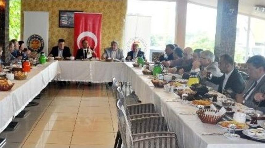 Başkan Uysal Sanayicilerle Buluştu