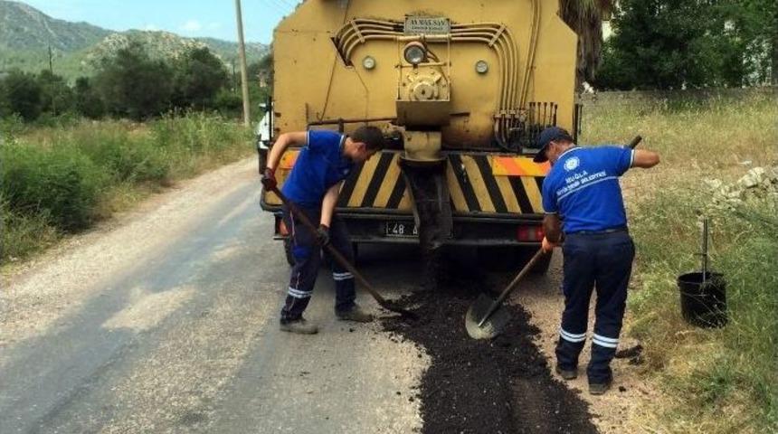 B&uuml;y&uuml;kşehir Yol Bakım Ekipleri Hız Kesmiyor