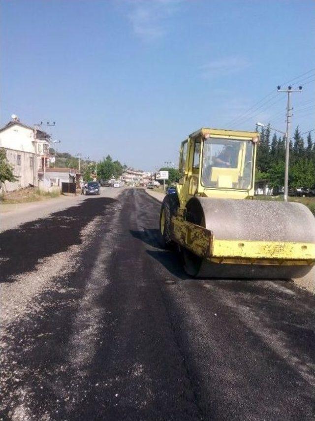 Büyükşehir Yol Bakım Ekipleri Hız Kesmiyor