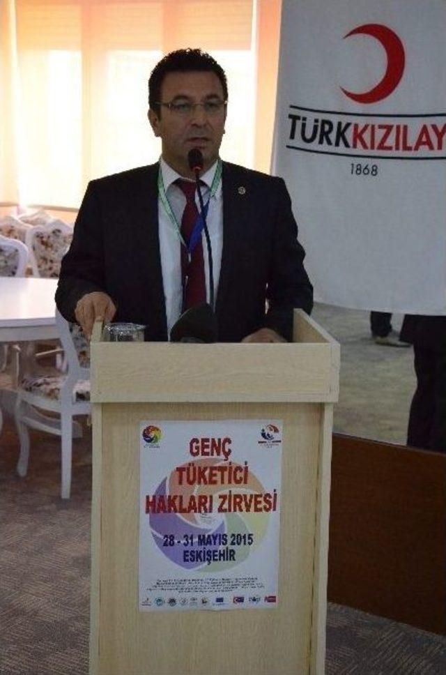 "genç Tüketici Hakları" Zirvesi Eskişehir’de Gerçekleştirildi 2