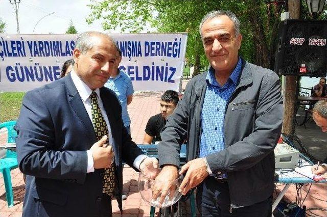 Enerji İşçileri Pilav Gününde Halaylarla Eğlendi