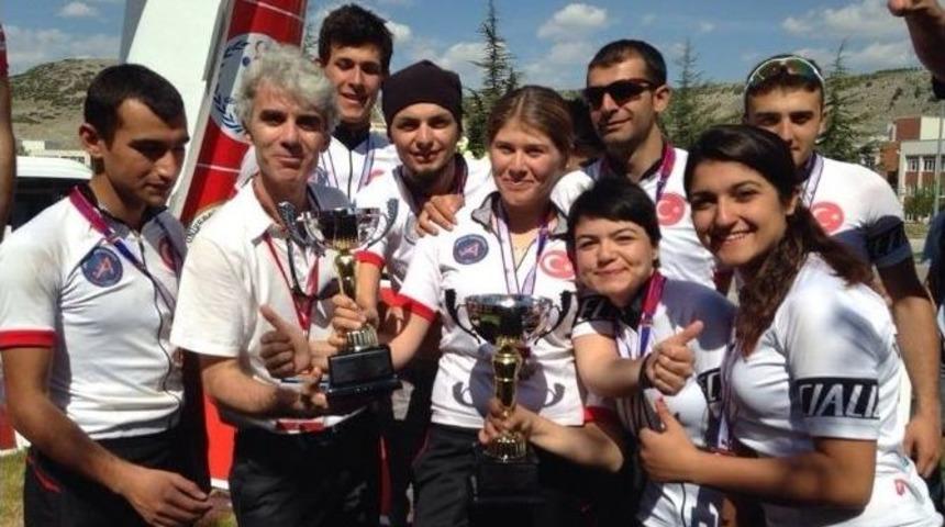 Akdeniz &Uuml;niversitesi Bisiklet Takımları, Isparta&rsquo;dan &Ouml;d&uuml;llerle D&ouml;nd&uuml;