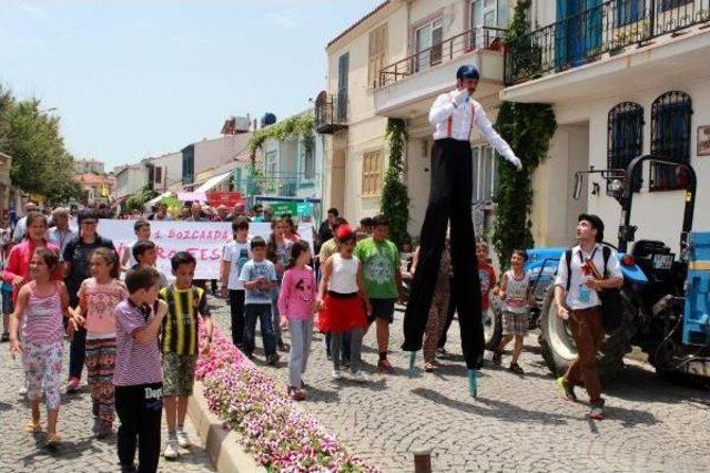 Bozcaada'da Tiyatro Festivali Heyecanı