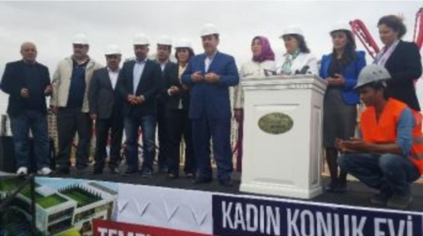 Esenyurt&rsquo;ta Kadın Konuk Evi&rsquo;nin Temeli Atıldı