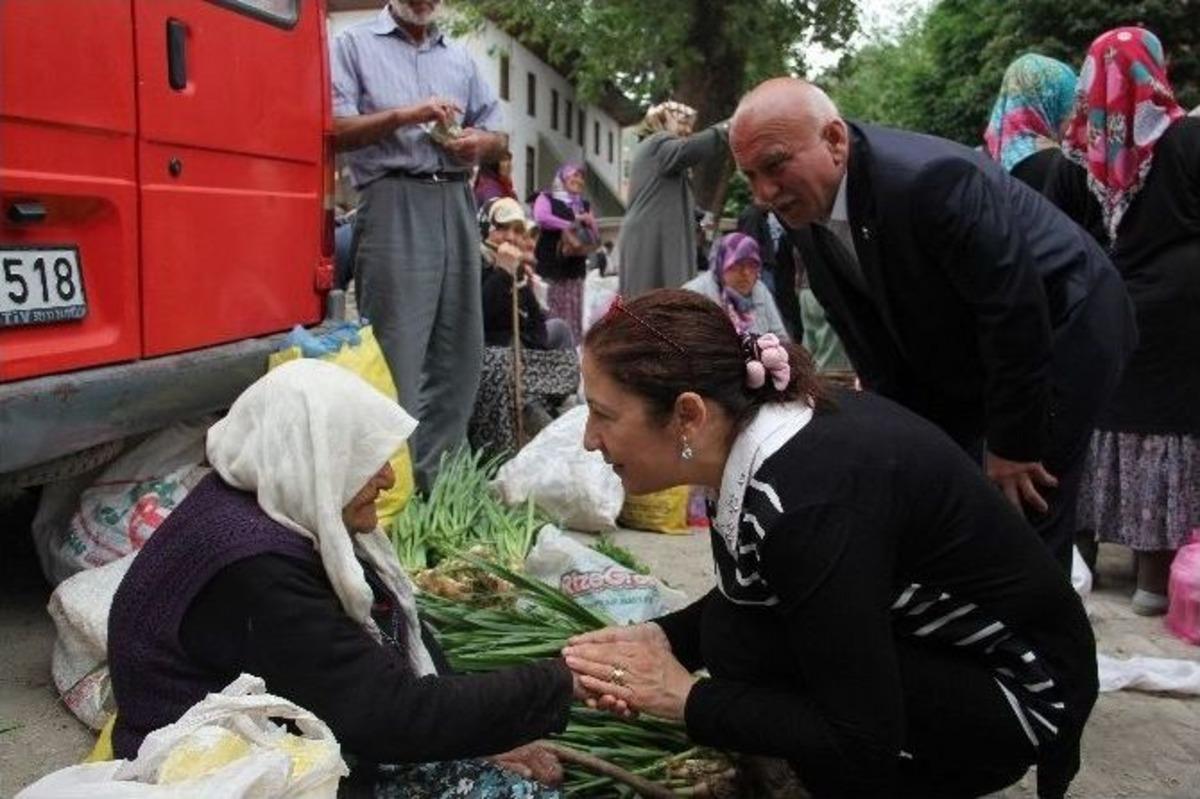 Ceritoğlu Se&ccedil;im Gezilerini S&uuml;rd&uuml;r&uuml;yor