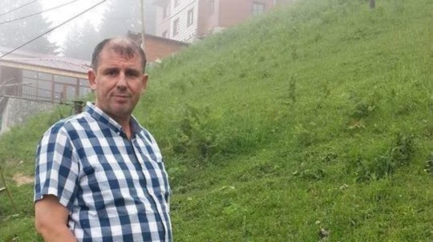 Emekli Polis Memuru Tapu M&uuml;d&uuml;rl&uuml;ğ&uuml; &Ouml;n&uuml;nde İntihar Etti