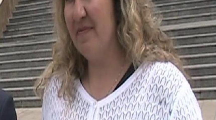 Bozkurt Işareti Yapan Mhp'li Kadın Y&ouml;netici Serbest