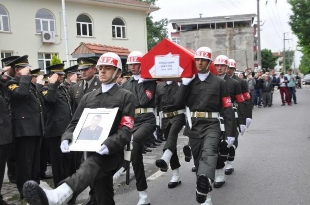 Evinde Vefat Eden Uzman Jandarma &Ccedil;avuş Son Yolculuğuna Uğurlandı