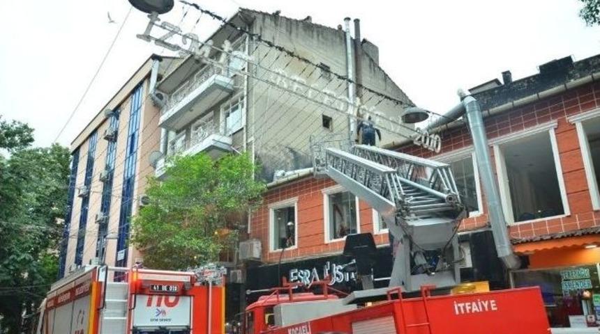 Baca Yangını Paniğe Neden Oldu