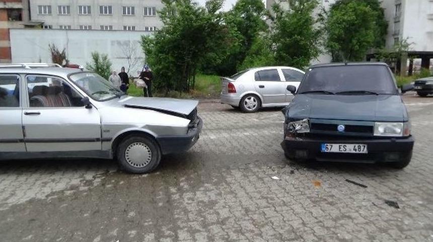 &Ccedil;aycuma&rsquo;da Trafik Kazası: 2 Yaralı