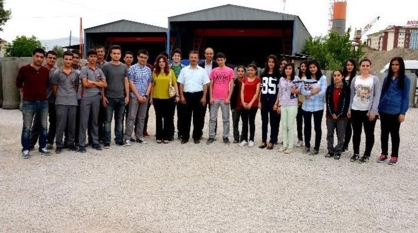 &Ouml;ğrenciler Asfalt Şantiyesini Gezdi