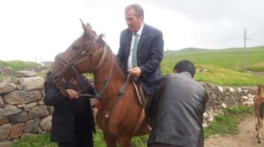 Mep&rsquo;li Hacı Mustafaoğlu Dağ Taş Dinlemiyor