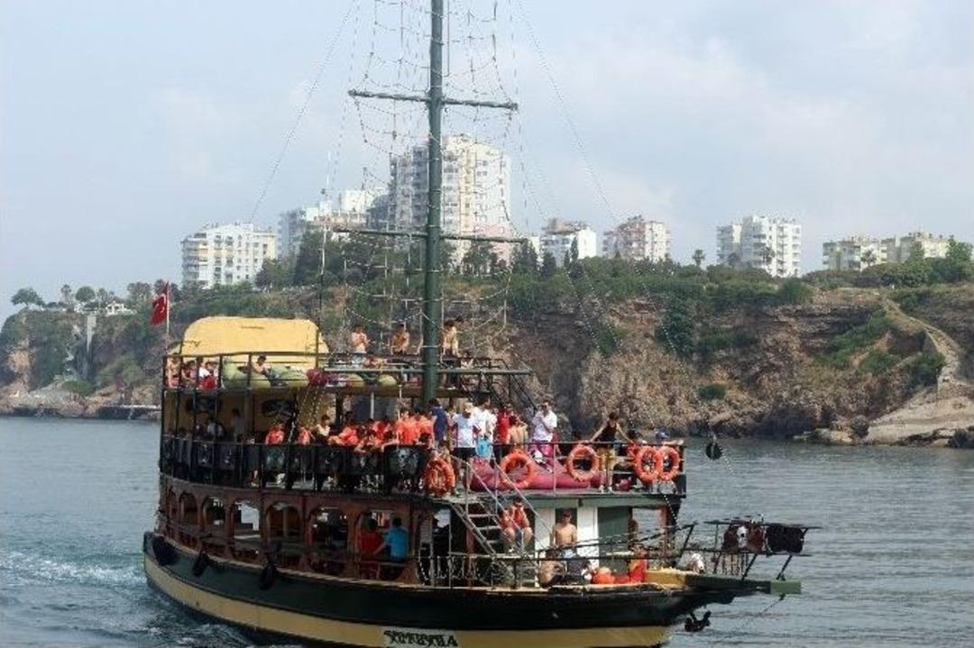 Gen&ccedil;leri Buluşturan Kamp