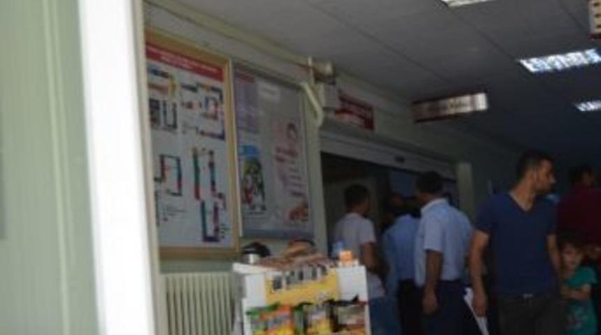 Poliklinik &Ouml;n&uuml;nde Cips Satılmasına Tepki