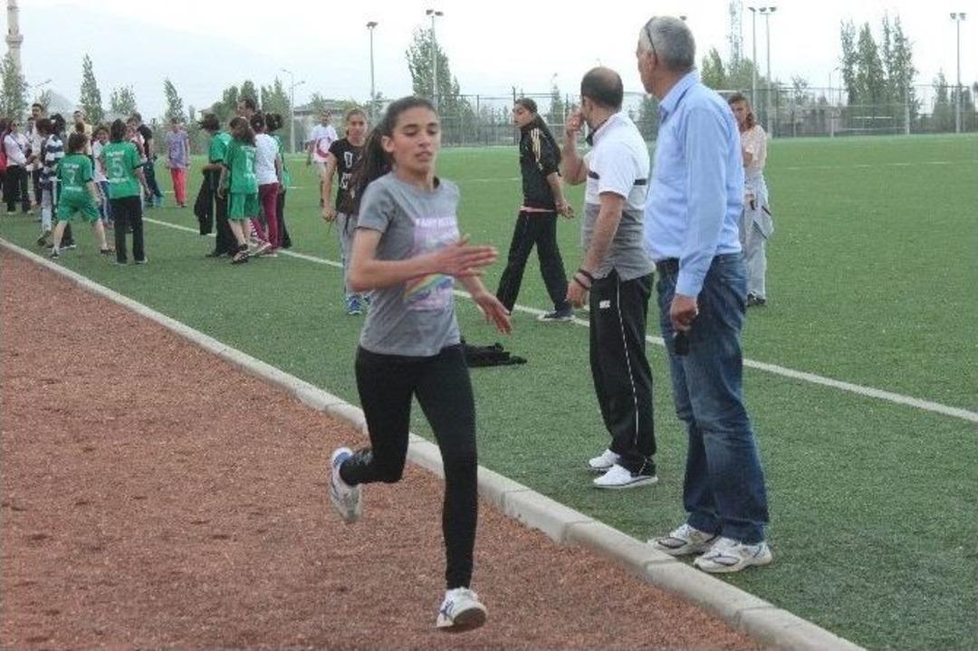 Ağrı&rsquo;da Sporcu Eğitim Merkezi Se&ccedil;meleri Yapıldı