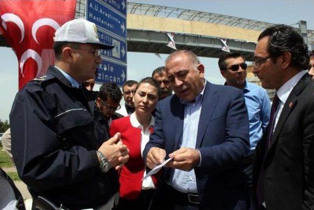 Chp'nin Tır'ı Seçim Kurulu'nun Kararına Rağmen Erzurum'a Giremedi