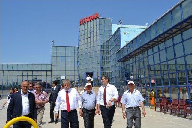 Mehmet Sarı, Suluova Sanayi Sitesi Esnafını Ziyaret Etti