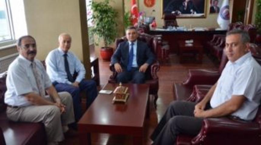 İl Defterdarı Işık&rsquo;tan &Ccedil;om&uuml; Rekt&ouml;r&uuml;ne Ziyaret