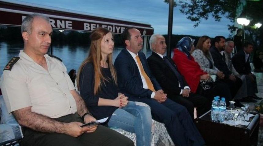 Meri&ccedil; Nehri Kıyısında Klasik M&uuml;zik Konseri