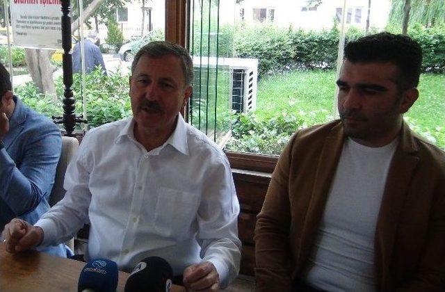 Milli Sporculardan Selçuk Özdağ’a Destek