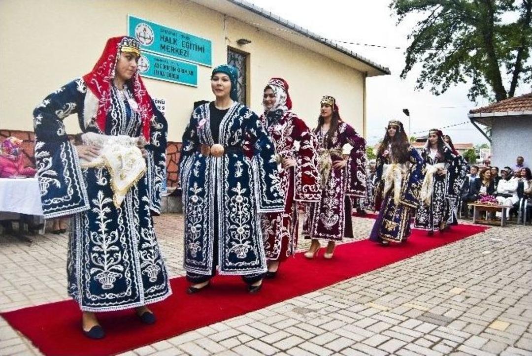 Yenice Halk Eğitimi Merkezi 5. Bindallı Yarışması Ve Yıl Sonu Sergileri Yapıldı