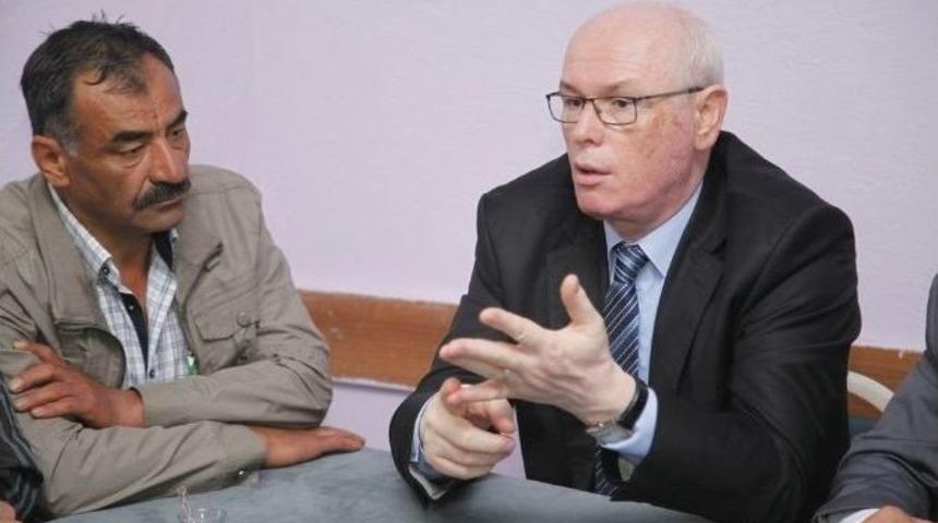 Başkan Kurt Sosyal Yardımlaşma Dernek &Uuml;yeleriyle Buluştu