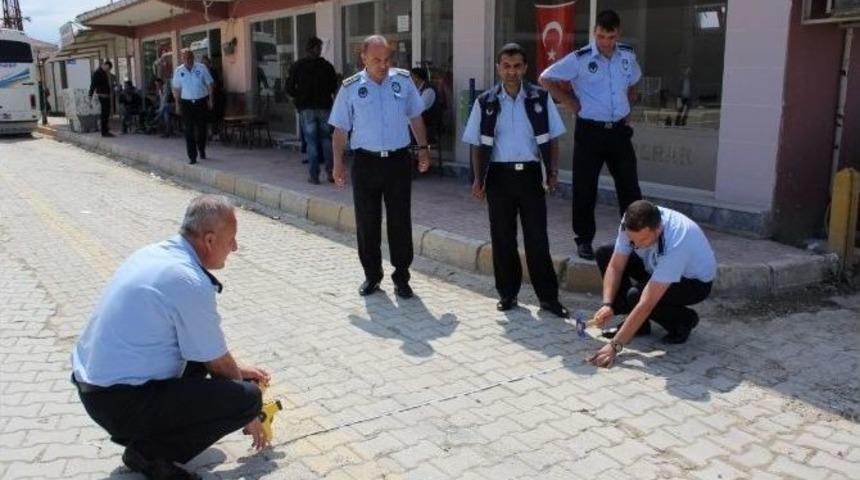 Saray Belediyesi Zabıta Ekiplerinden Pazar Yeri D&uuml;zenlemesi