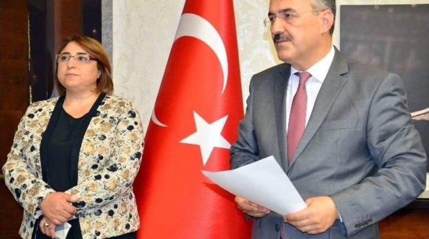 Vali Ayyıldız&rsquo;dan Uzunırmak&rsquo;ın İddialarına Yalanlama