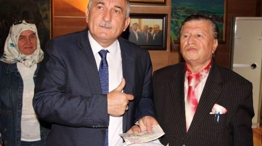 Gurbet&ccedil;i Vatandaştan Bolu Belediyesi&rsquo;ne Havalimanı Bağışı