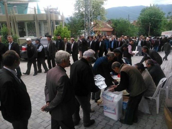 Nevruz Köyünde Hayır Yemeği Düzenlendi G2