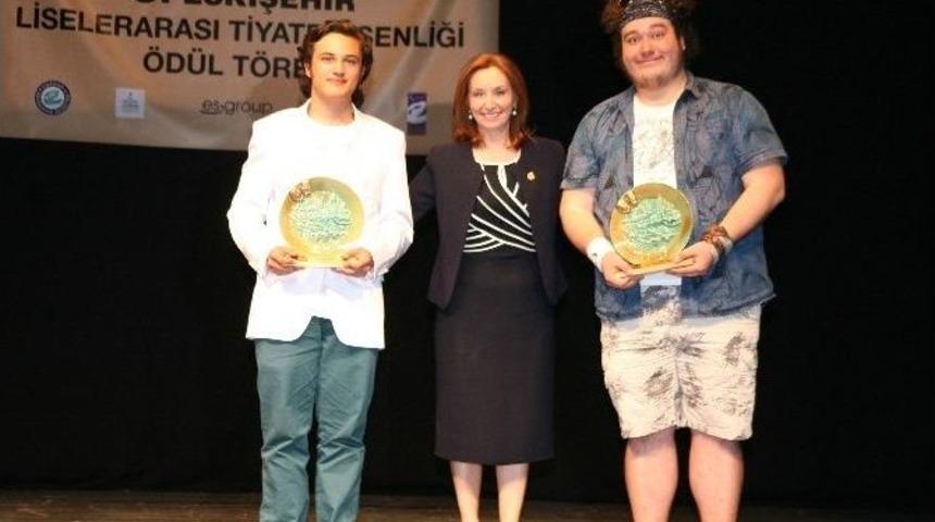 5. Eskişehir Liselerarası Tiyatro Şenliği &Ouml;d&uuml;l T&ouml;reni