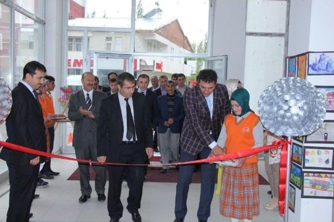 Narman Yibo&rsquo;da G&ouml;rsel Sanatlar Sergisi A&ccedil;ıldı