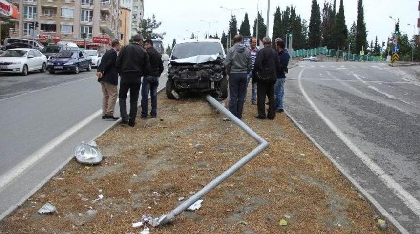 Samsun&rsquo;da Trafik Kazası: 1 Yaralı