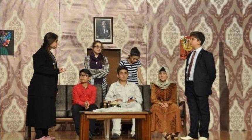 Gkv’liler Bana Bir Şeyhler Oluyor’la Güldürdü