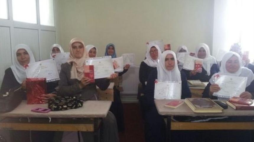 Kadışehri Kur’an Kurslarında Belge Sevinci