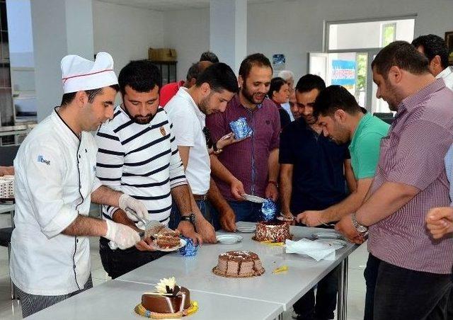 Dicle Edaş Ve Dicle Epsaş’tan Doğum Günü Sürprizi