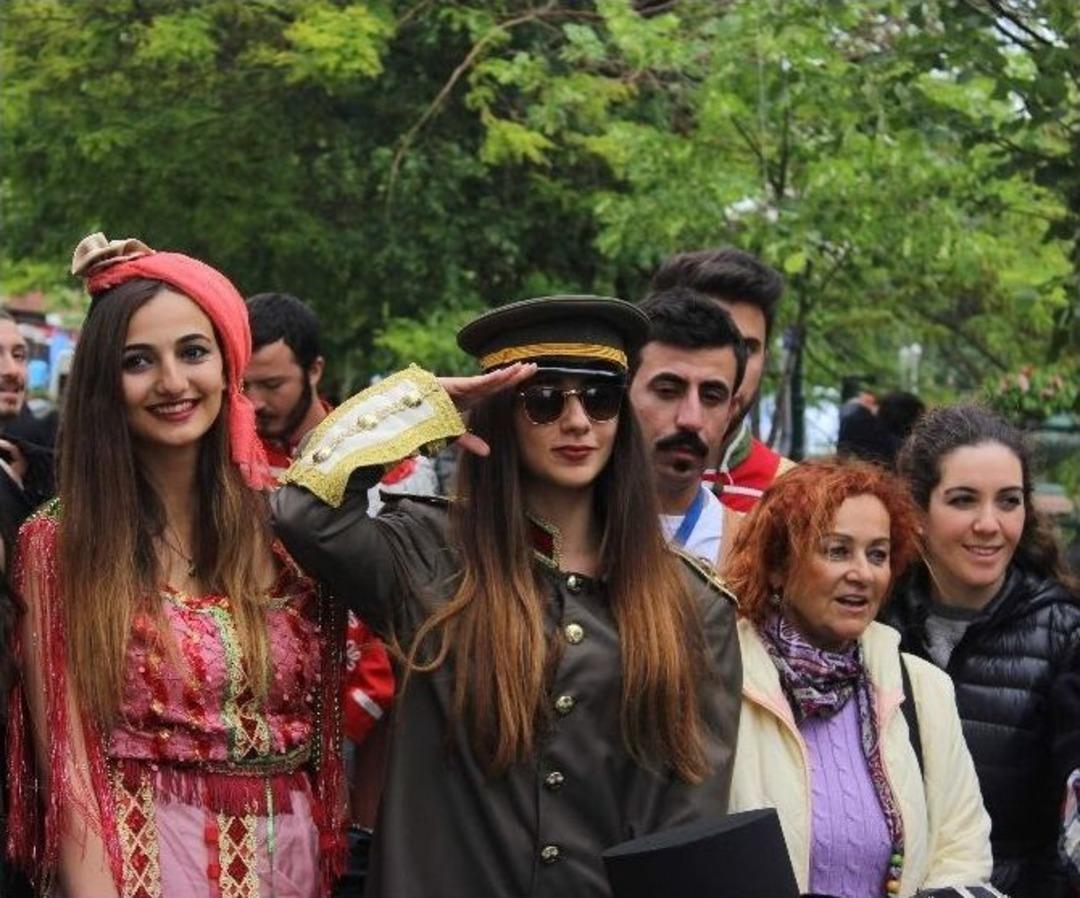 Bu Festival Başka Festival
