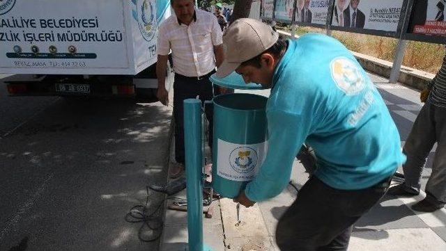 Haliliye Belediyesi Çöp Kutularını Yeniledi