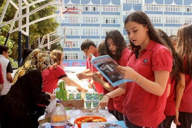 İhlas Koleji Doğu Türkistan’a Dikkat Çekmek İçin Bir Etkinlik Düzenledi